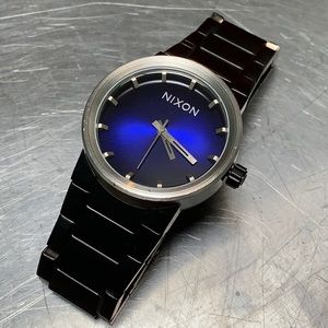 Nixon Cannon Blue Dial Dark SS Band Case